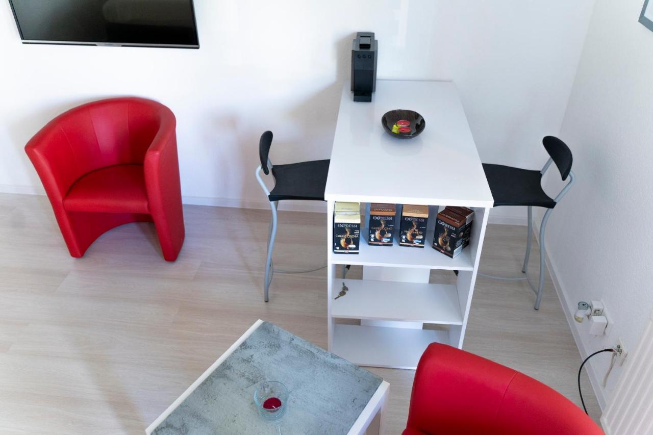 Ferienwohnung Dennis เลอร์ราค ภายนอก รูปภาพ