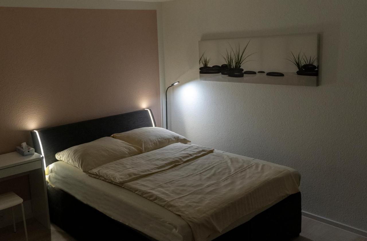 Ferienwohnung Dennis เลอร์ราค ภายนอก รูปภาพ